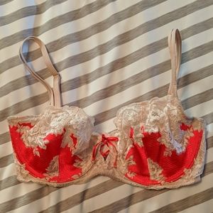 Victoria's Secret coral & blush unlined demi bra